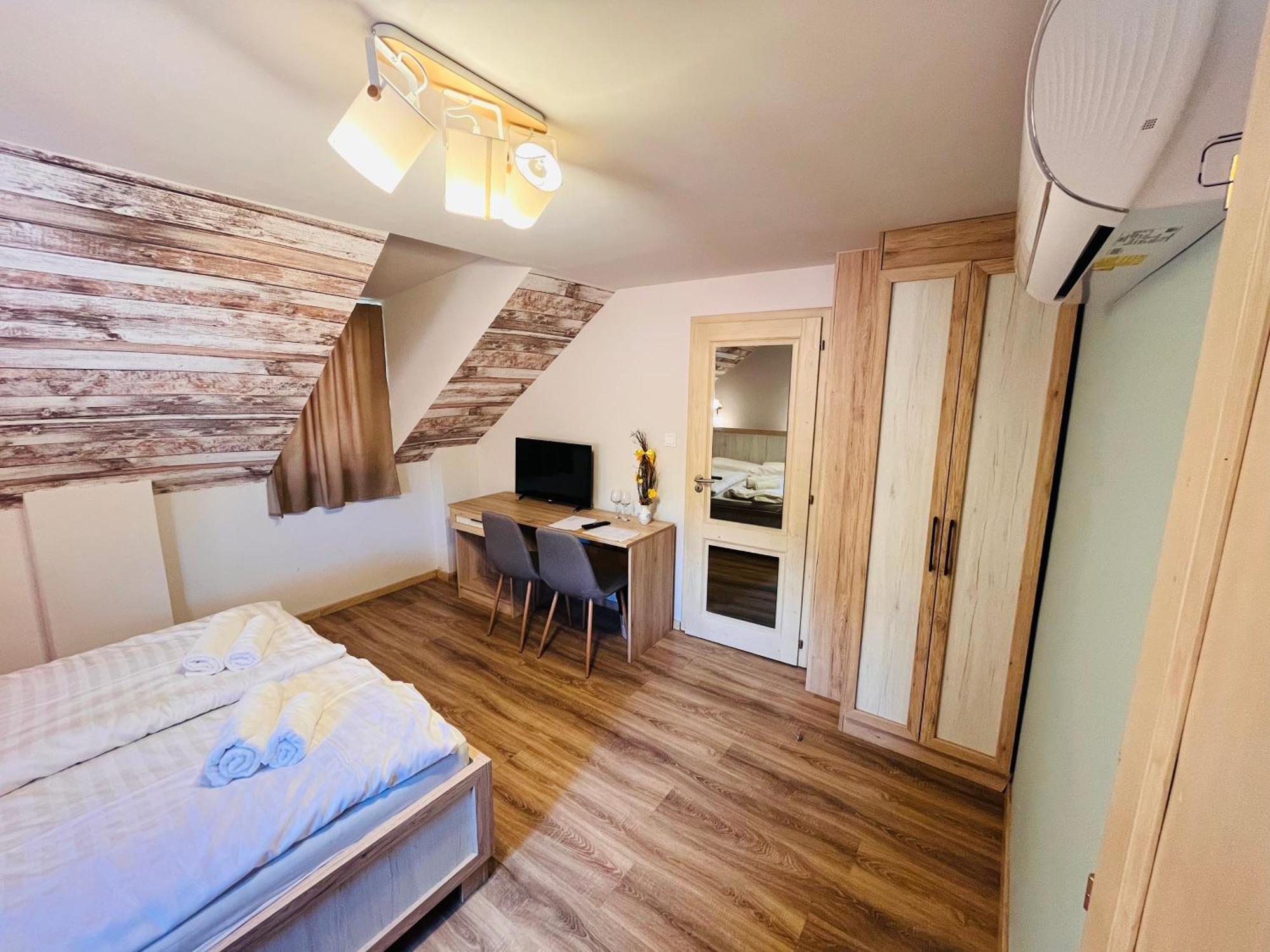 Mátyus Udvarház Eger Exterior foto