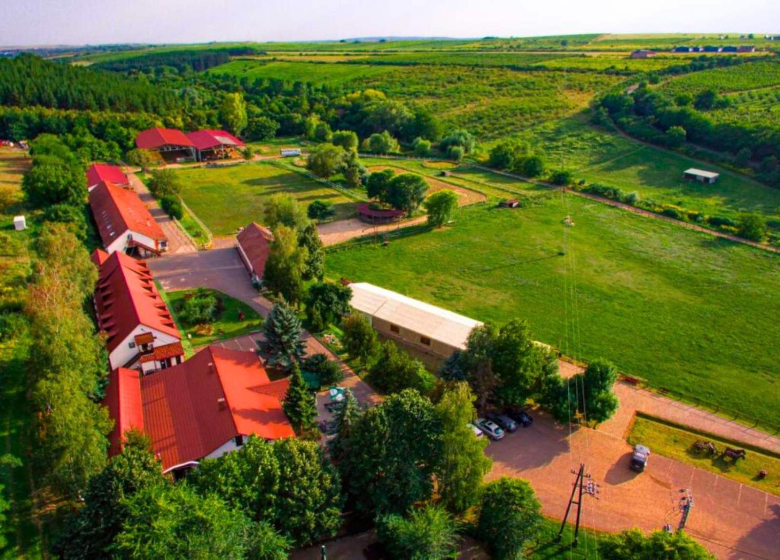 Mátyus Udvarház Eger Exterior foto
